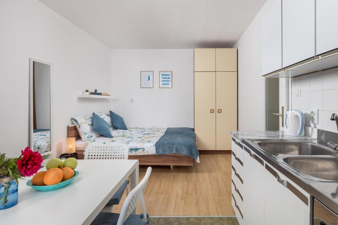 Apartment Papalina Врсар Экстерьер фото
